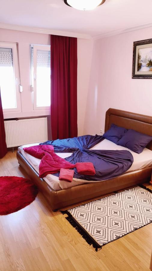 Gorgeous Apartment With City View In The City Center Prisztina Zewnętrze zdjęcie